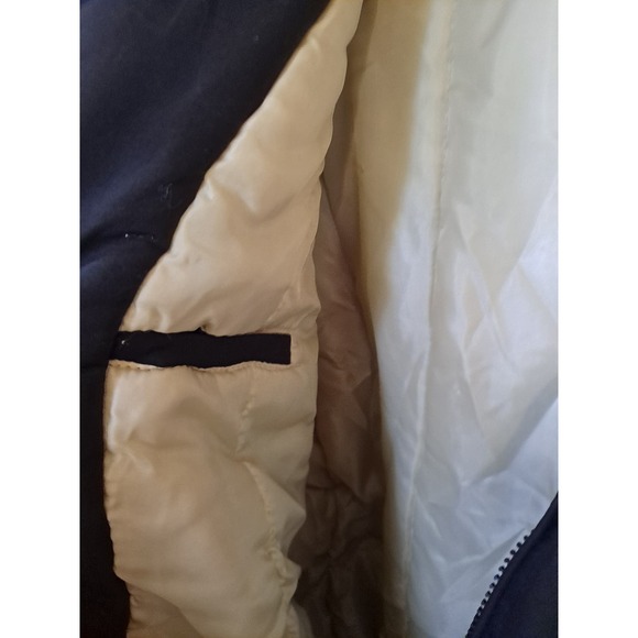 NHL Pittsburgh Penguins Insulated Jacket with Logo on Back Size Large - Picture 11 of 11